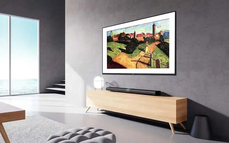 小米推出了一款「壁画电视」