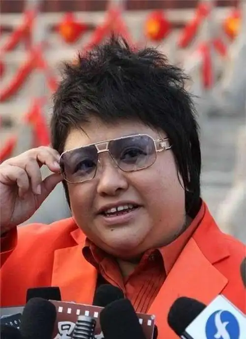 韩红年轻时的18岁照片让人惊艳