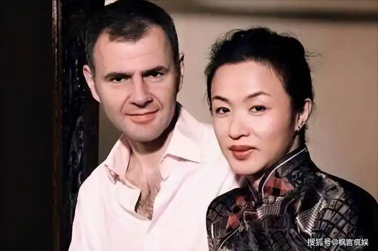 金星:前妻貌美如花,离婚时还怀着孕,感谢丈夫10年包容我的一切_因为