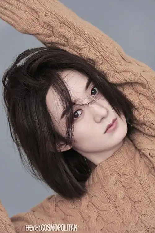 cosmo11月刊##赵丽颖cosmo首封##赵丽颖美人痣##赵丽颖短发