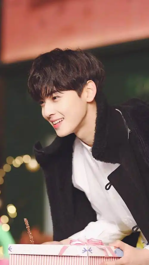 脸蛋天才车银优从小帅到大的节奏