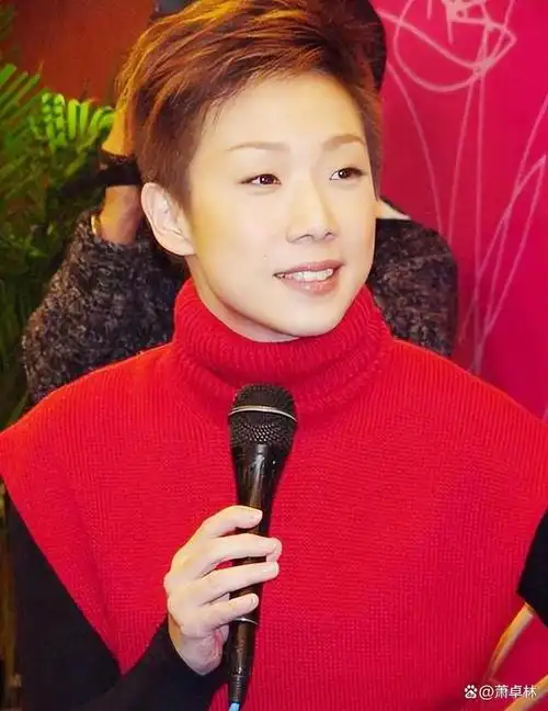 57岁林忆莲疑似复出神隐三年开通个人账号近照曝光状态超好