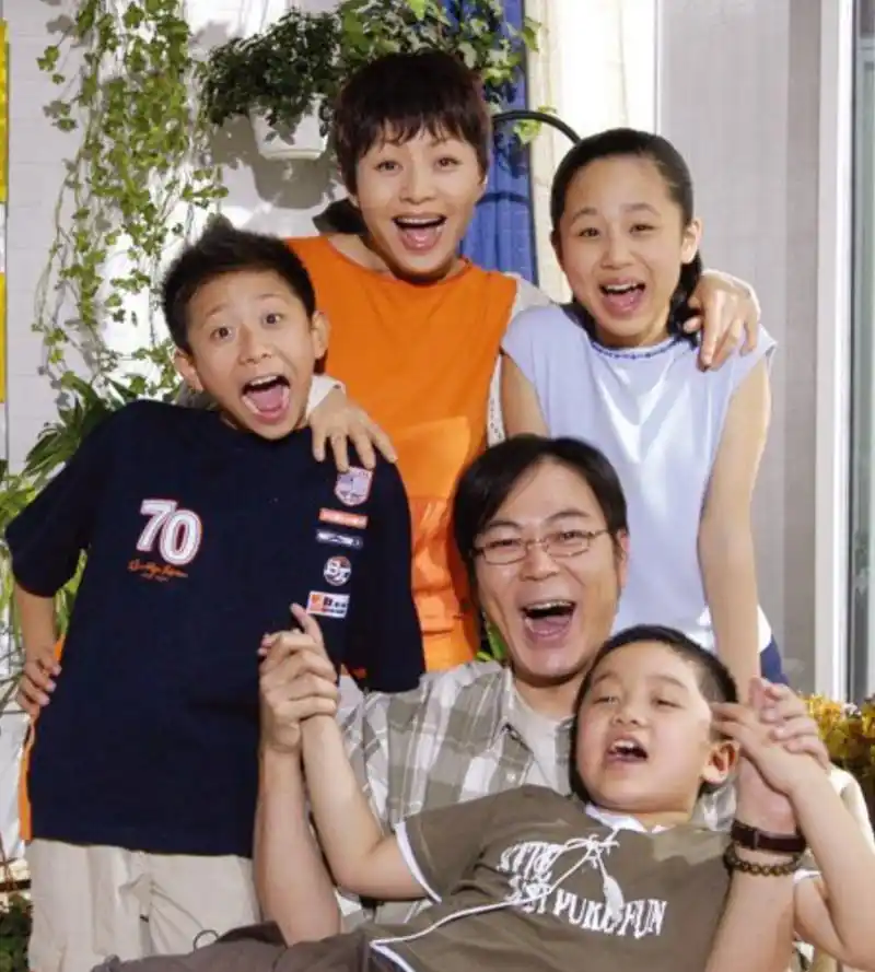 从当红童星到泯然众人,尤浩然的问题不是"长残了"那么简单