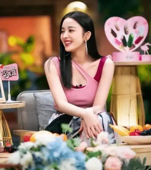 事实证明,一副好牌打得稀烂的古力娜扎,走上了另一条路|张翰|模特