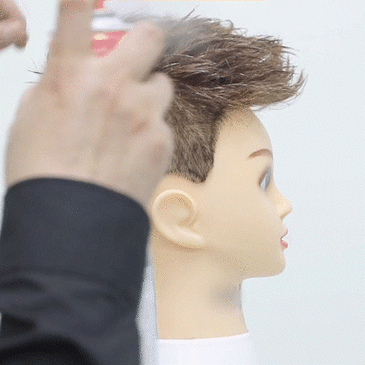 四款最火的男生发型造型技术:凌乱微风|微分碎盖|中分造型|前刺