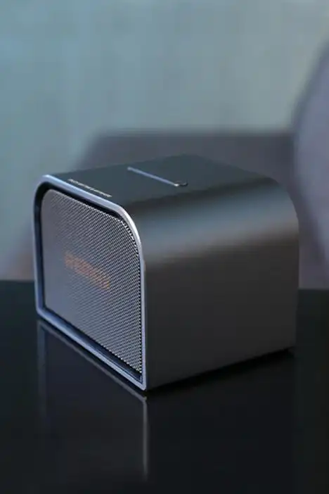 remax桌面无线蓝牙音箱 aux音频车载重低音免提通话音响