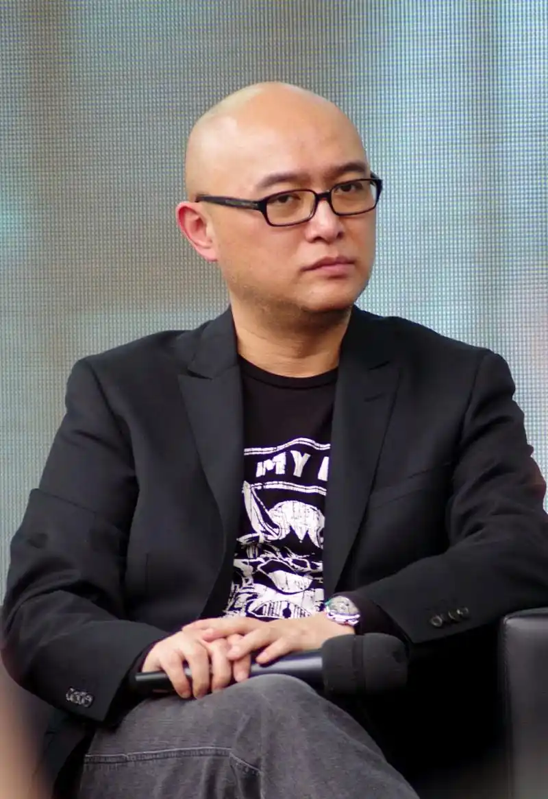 孟非李雪:信任化解婚姻危机,真情范例照亮你的情感困扰