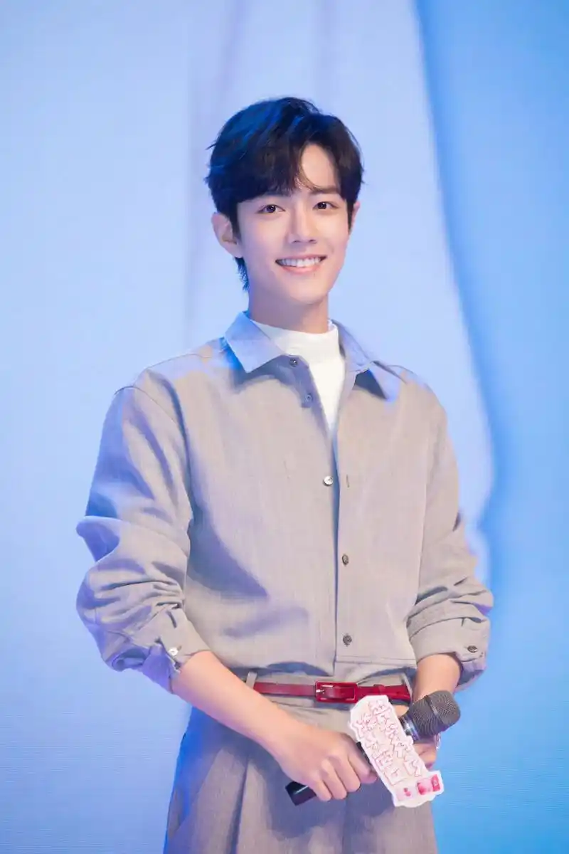 肖战壁纸.第四套#肖战 #向全世界安利肖战 #肖战顺顺利利