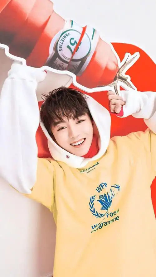 tfboys王俊凯帅气时尚写真,高清图片,手机锁屏桌面-壁纸族