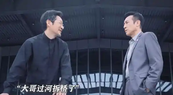 《城中之城》王劲松儿子来头大,毕业于中戏,江湖人称话剧小王子