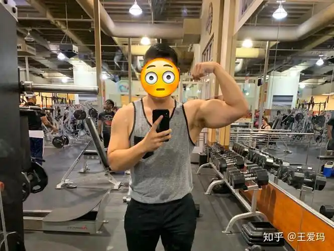 青春期男生健身有哪些优势与劣势就身体方面