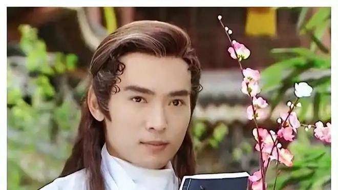 焦恩俊晒近照引发大家对其身体的担忧经常晒照中国台湾省爱国