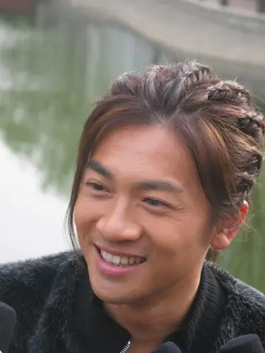 图文苏有朋拍运动鞋广告体会北京胡同韵味6