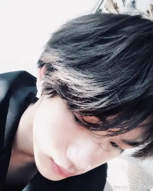 丁程鑫超话99#丁程鑫 十八岁未来方程式#丁程鑫小朋友写作业合集写