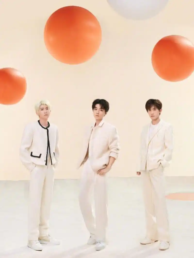 王俊凯,王源,易烊千玺, #tfboys合体排练# 67