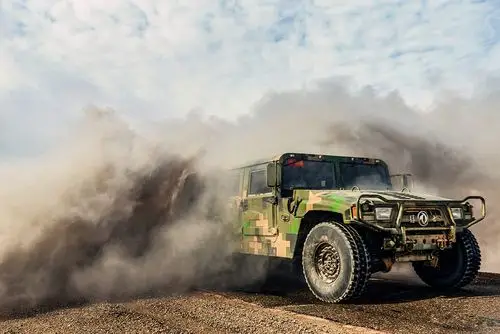 解放军放出训练照,狙击手,j-20,99式,细节一览无余,威武之师