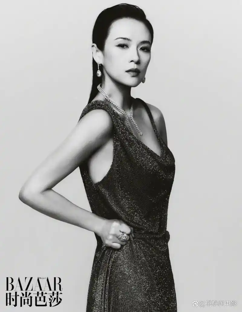 章子怡《时尚芭莎》5月刊大片,珠宝高定加身神采飞扬