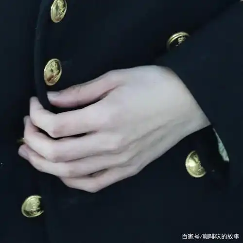 蔡徐坤手控福利小合集,这个手真的太太太绝了,手控福利