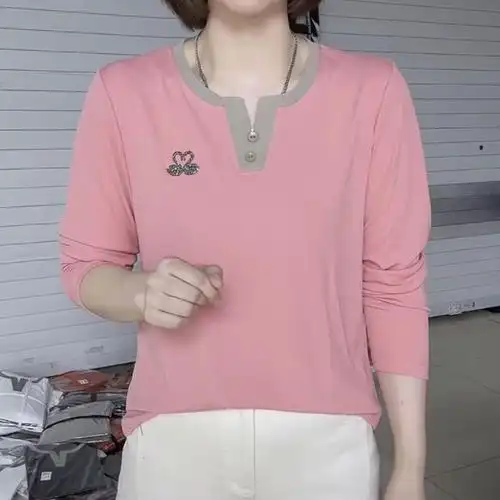 100纯棉秋季洋气剪刀领打底衫女小天鹅烫钻小衫长袖t恤宽松上衣女