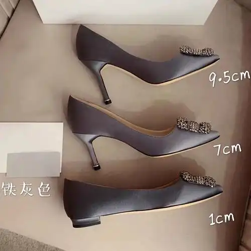 本女方扣平底宴会伴娘婚鞋髙版mb水钻尖头绸缎细跟高跟单鞋女