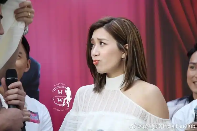 《三个女人一个因》黄智雯饰方以因