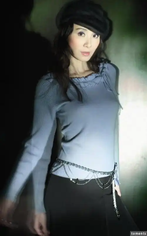 而近期关於她新闻竟是陪酒