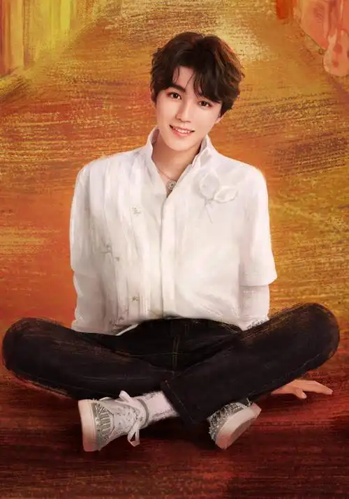 tfboys七周年写真易烊千玺3人挑战武侠风谁更有时尚感