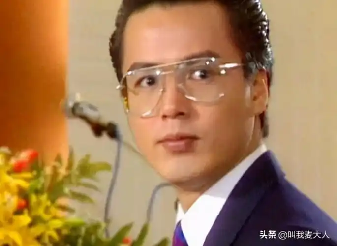 作为那个时代的小鲜肉,林瑞阳因为经常出演琼瑶剧的男主角,所以知名度