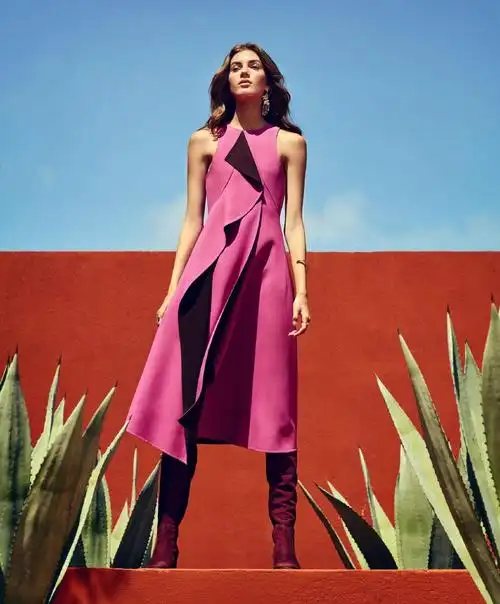 俄罗斯美女valery kaufman时尚杂志写真图片[7/10]_欧美美女_美桌网