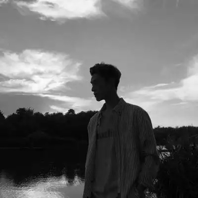 黑白头像深情男生霸气冷酷图片