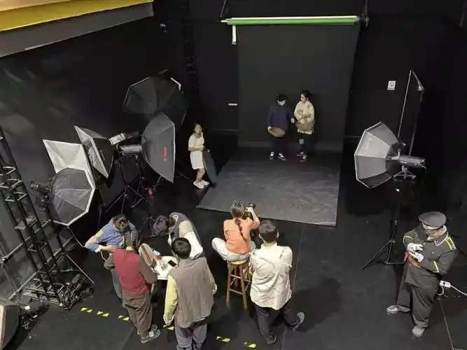 星火幕后 | 《星火》剧组全员定妆照拍摄花絮