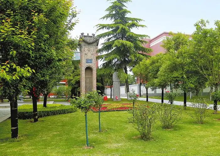 倾心办更好的教育富平县迤山中学教育教学改革纪实