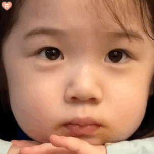 萌娃金雪表情包动图吃播雪儿上线了