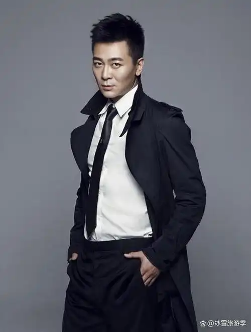 回族,毕业于中央戏剧学院,中国内地男演员,国家一级演员[90],武术演员