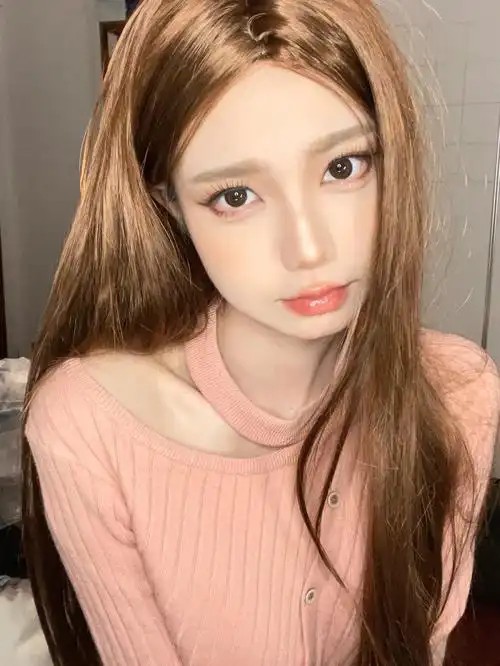 是可爱兼性感的女人啊