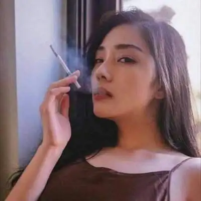 最近很火的社会女抽烟头像 有范的社会女霸气头像,女生头像图片-回车