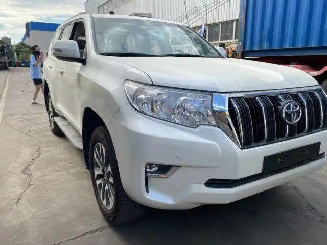 丰田进口霸道4000真正的越野suv