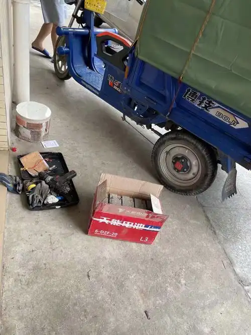 电动车电动三轮车更换超威天能蓄电池