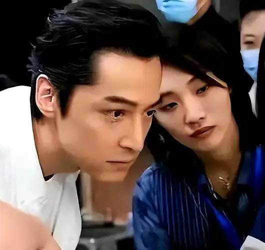 胡歌老婆客串繁花惹争议长相遭网友吐槽跟历届女友不能比