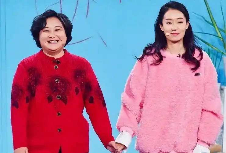 但从2023年开始,贾玲就没有再上春晚了,今年的彩排名单上也不见她和