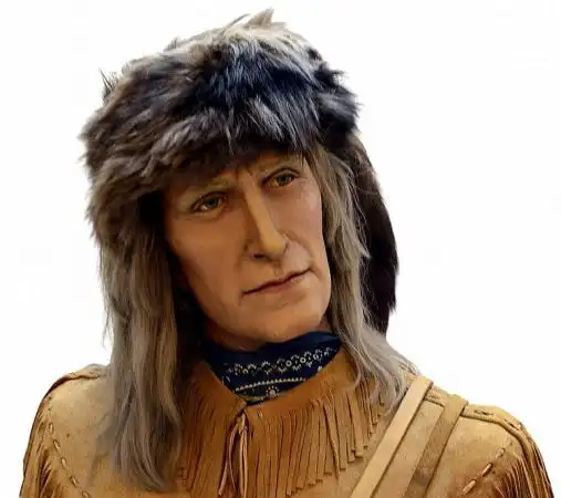 dee flagg (1922-1999) carved wood figure of daniel boone