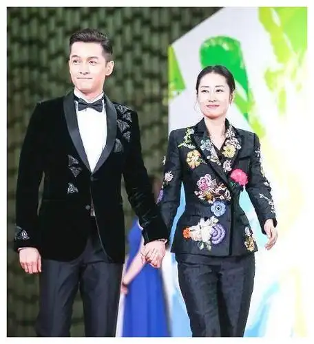 16岁出道的刘敏涛30岁嫁富豪隐退却在40岁一夜爆红