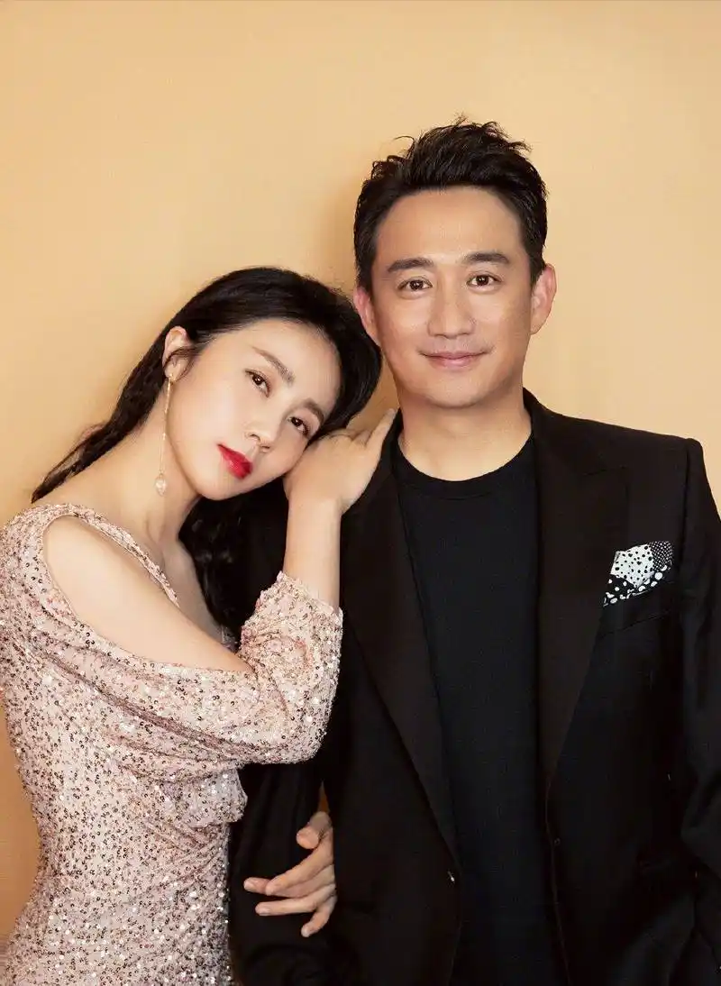 黄磊虽然有绯闻,可永远不会辜负18岁就跟着他的孙莉