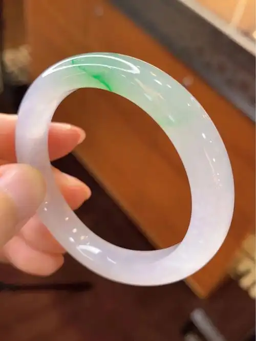 冰飘绿贵妃手镯25800