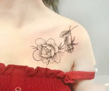 9张女生锁骨上小清新的纹身图案(8/9)