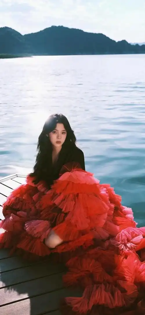 潮流壁纸精选|2021-08-06