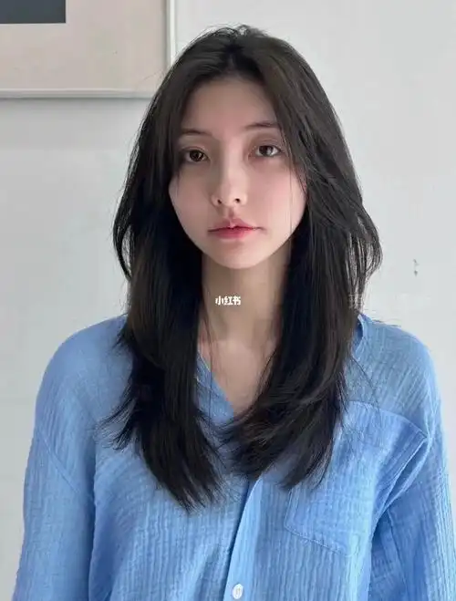 长头发不烫不染也可以很好看!