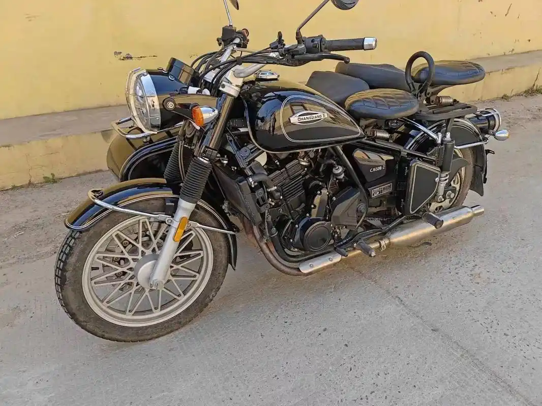 2020年5月上牌的长江650挎子边三轮摩托车 2020年5月上牌的长江650