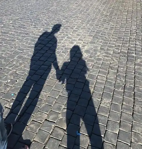 jessica郑秀妍31岁生日男友权宁一ig晒牵手照 粉丝问:好事将近