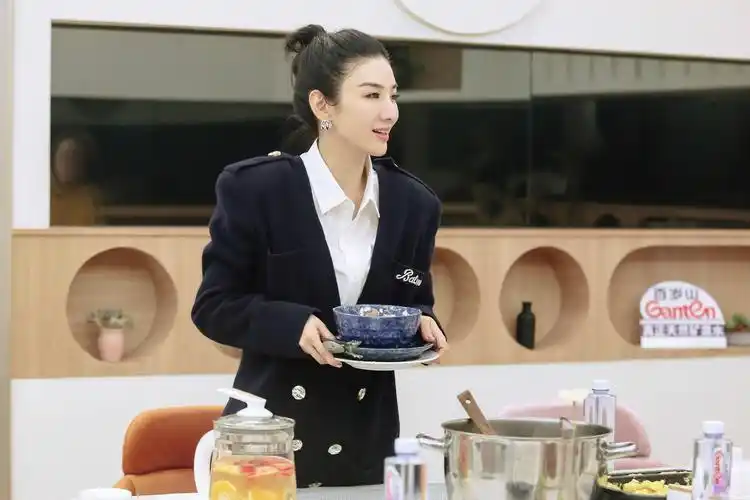 黄奕:再次恋爱,孩子可能会决定我的选择